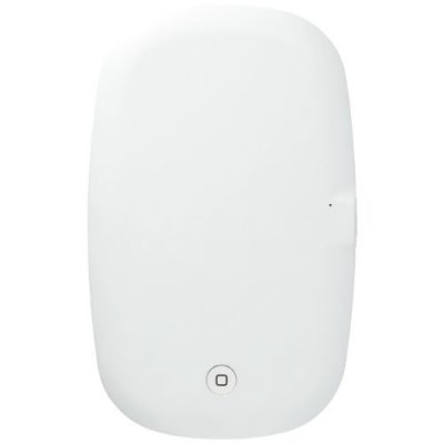 Capsule UV smartphone sanitizer with 5W wireless charging pad