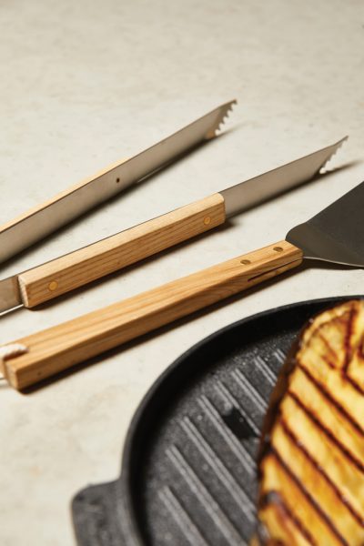 Personalised VINGA Paso Grill Tongs for Stylish BBQ Events