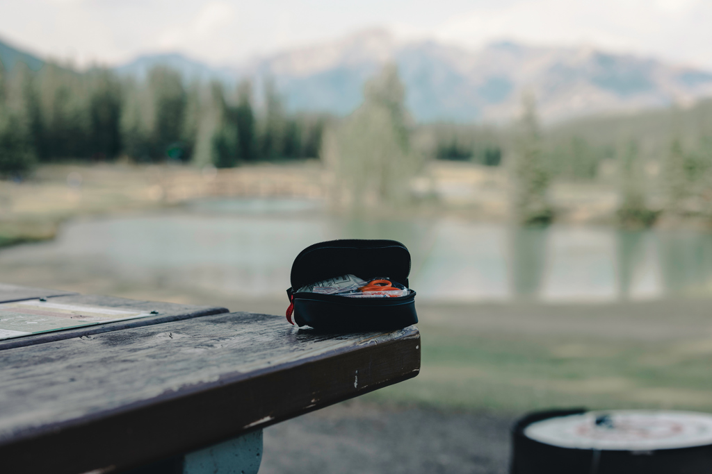 RCS recycled nubuck PU pouch first aid set mailable RCS recycled nubuck PU pouch first aid set mailable