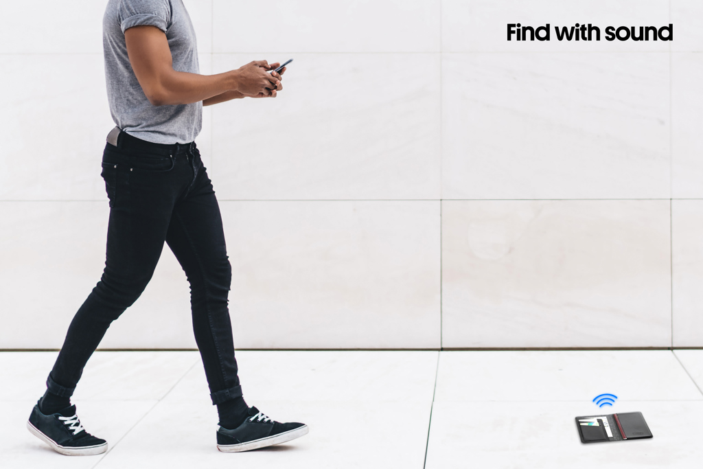 Travelfinder RCS passport holder worldwide locating Travelfinder RCS passport holder worldwide locating