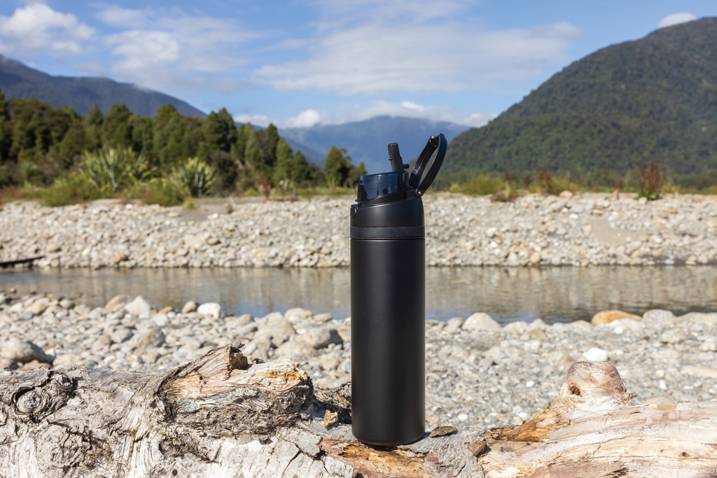 Omni Sip RCS certified re-steel lockable bottle 720ml Omni Sip RCS certified re-steel lockable bottle 720ml