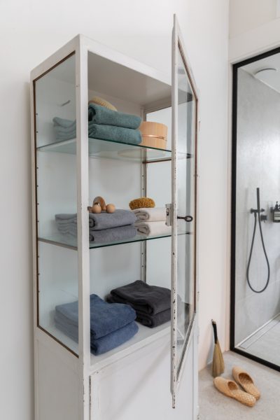Branded Ukiyo Sakura Bath Towel – Eco-Friendly Luxury