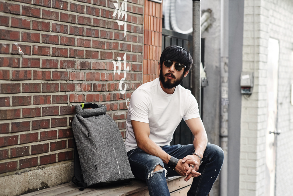 Urban anti-theft cut-proof backpack Urban anti-theft cut-proof backpack