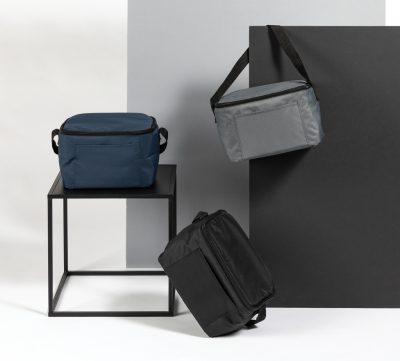 Impact AWARE™ lightweight cooler bag
